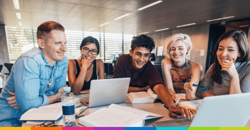 Étudiant accompagné dans son projet de réorientation à la HE2B